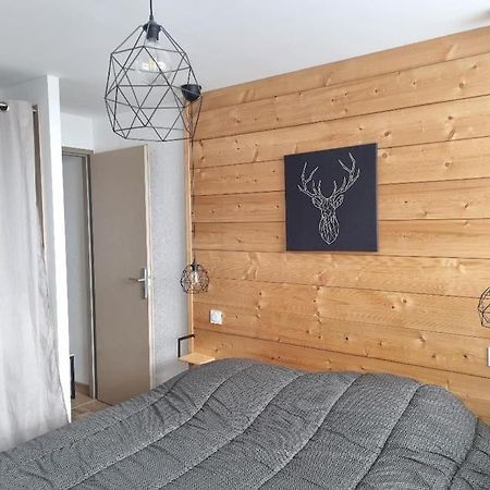 Appartement Tres Lumineux Egat Екстер'єр фото