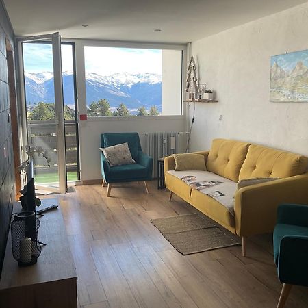 Appartement Tres Lumineux Egat Екстер'єр фото