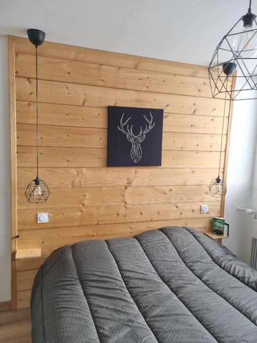 Appartement Tres Lumineux Egat Екстер'єр фото