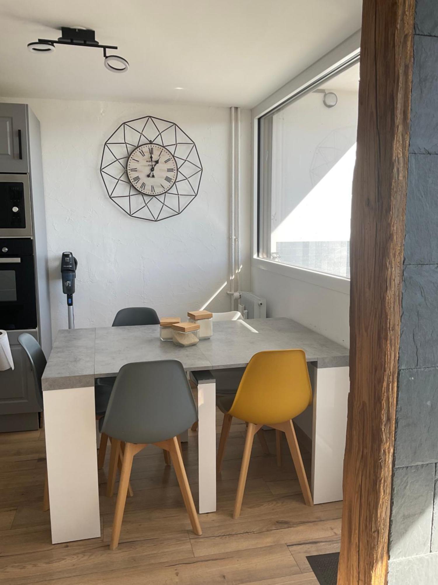 Appartement Tres Lumineux Egat Екстер'єр фото