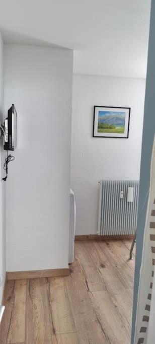Appartement Tres Lumineux Egat Екстер'єр фото